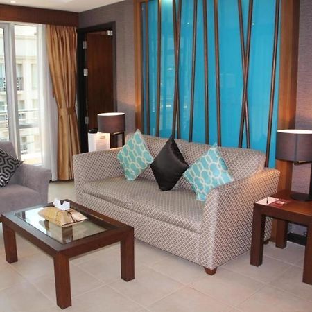 De Arni Hotel Бангкок Экстерьер фото