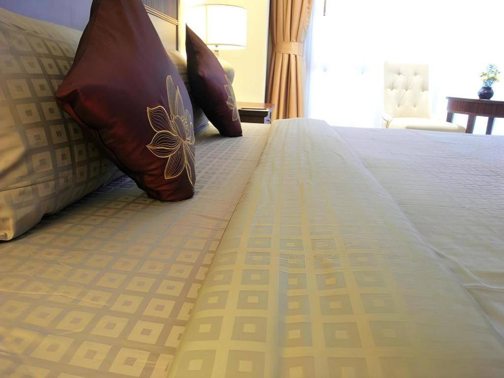 De Arni Hotel Бангкок Экстерьер фото
