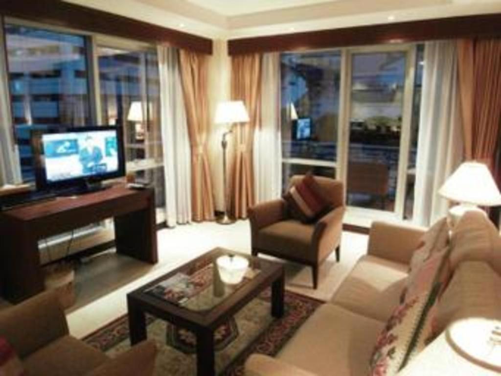 De Arni Hotel Бангкок Экстерьер фото