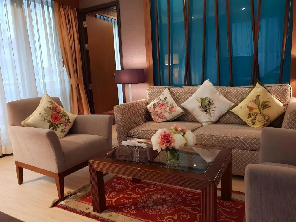 De Arni Hotel Бангкок Экстерьер фото